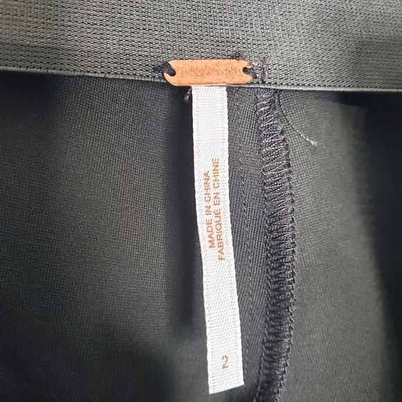 17) FREE PEOPLE Floral High Waisted Wide Bell Bottom Flare Sz. 2 - Picture 5 of 7